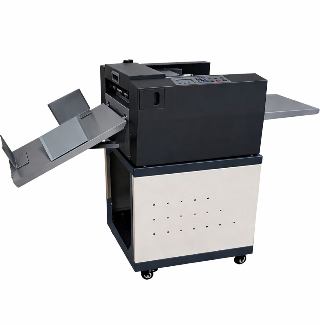 automatic-perforating-and-creasing-machine Автоматска машина за перфорирање и бигување DCP-350 SUC
